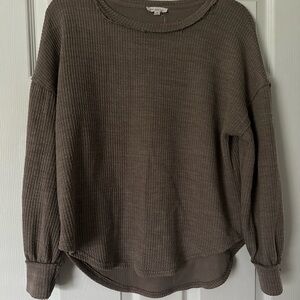 Blu Pepper Waffle Knit Pullover Sweater in Taupe